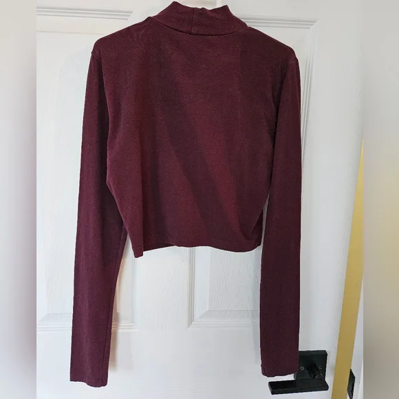 TNA Crop Top - Picture 3 of 3